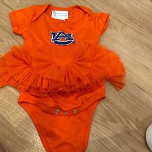 Auburn onesie with tulle skirt 6 Mon